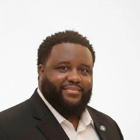 Chav DuBois, Chief Operating Officer
